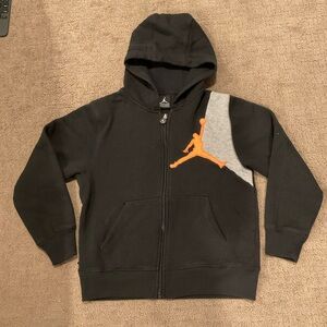 Nike Air Jordan Boys Zip Up Black Jacket Size M